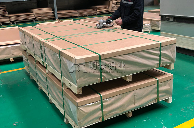 母線(xiàn)用鋁板_母線(xiàn)排鋁板_1060/1070鋁母線(xiàn)排原材料廠家